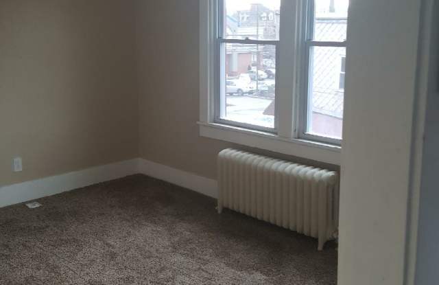 1266 Benton Avenue - 1 Gallery 3