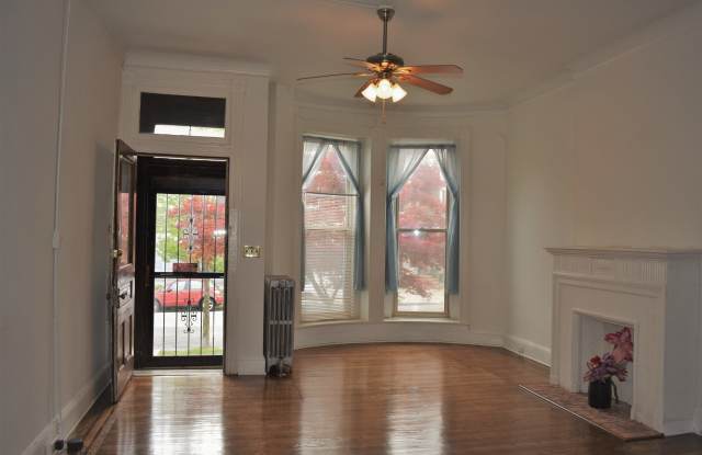 2242 Brookfield Avenue Gallery 2