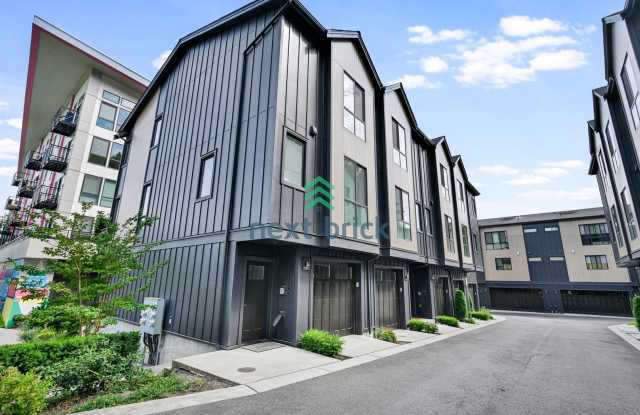 2 beds and 2.5 bath Modern Townhome Downtown Bothell -Exceptional Walkability Available Now! photos photos