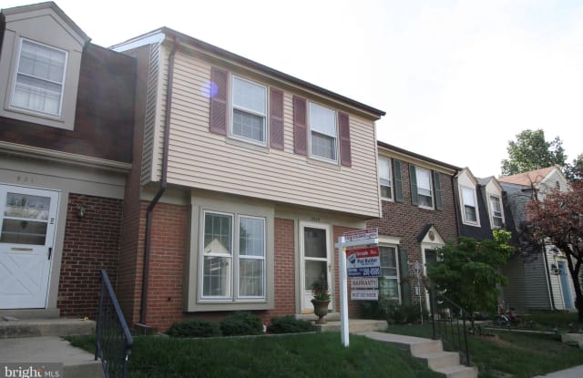5919 GRISBY HOUSE COURT - 5919 Grisby House Court, Centreville, VA 20120