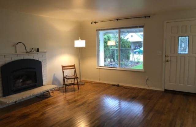 434 7th Ave NE Gallery 2