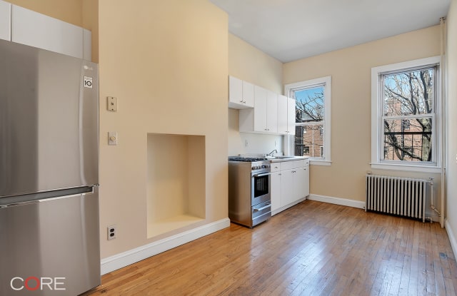 917 Metropolitan Avenue - 917 Metropolitan Avenue, Brooklyn, NY 11211