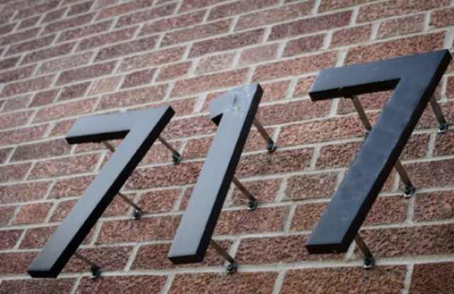 717 University Ave SE Gallery 3