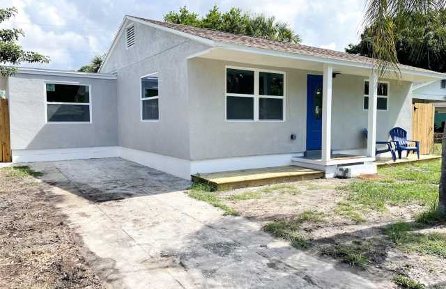 4537 10TH Avenue S Gallery 3