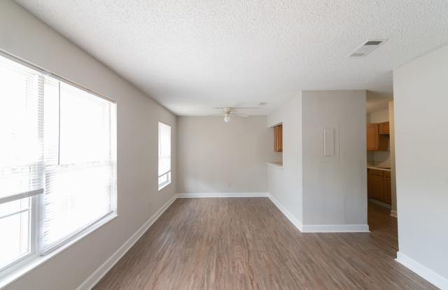 2168-3 Castor Court - 2168 Castor Court, Tallahassee, FL 32303