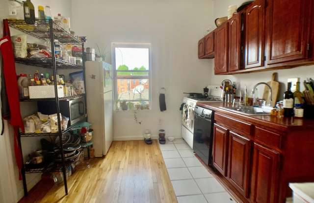 206 4TH ST photos photos