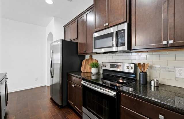 4987 Longview Walk Gallery 2