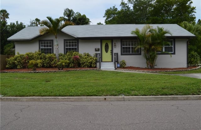 3822 HUNTINGTON STREET NE - 3822 Huntington Street Northeast, St. Petersburg, FL 33703