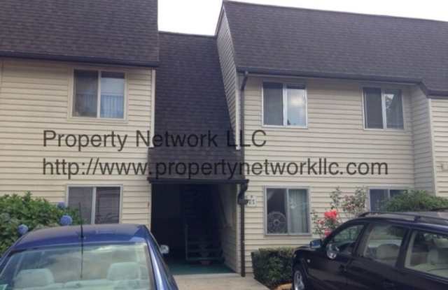 200 SW Florence Avenue photos photos
