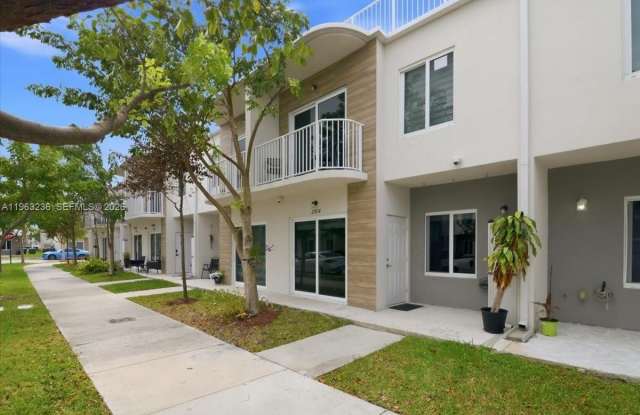 25874 SW 144th Ct photos photos