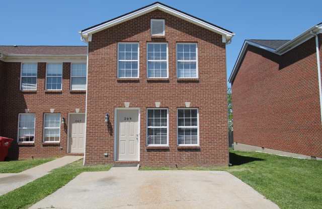 209 Coburn Drive - 209 Coburn Drive, Nicholasville, KY 40356