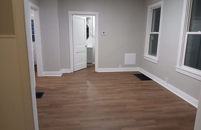 309 West Memorial Drive Gallery 3