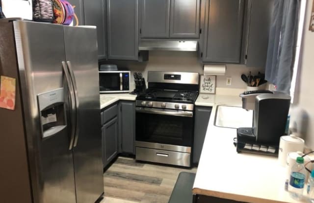 4341 W 137th St C - 4341 West 137th Street, Hawthorne, CA 90250