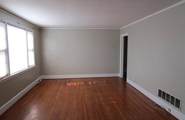 1700 C Ave Gallery 4