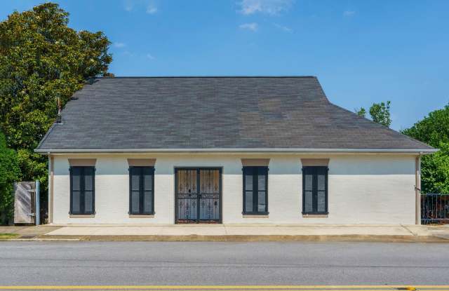 1003 E Brow Road Gallery 4
