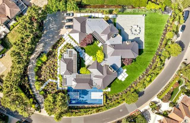 138 Gilmartin Drive Gallery 3