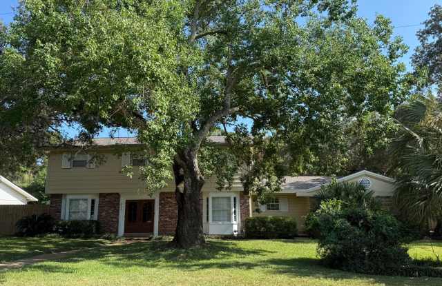Gulf Breeze - Proper - 5 bedroom, 4 bathroom with pool photos photos