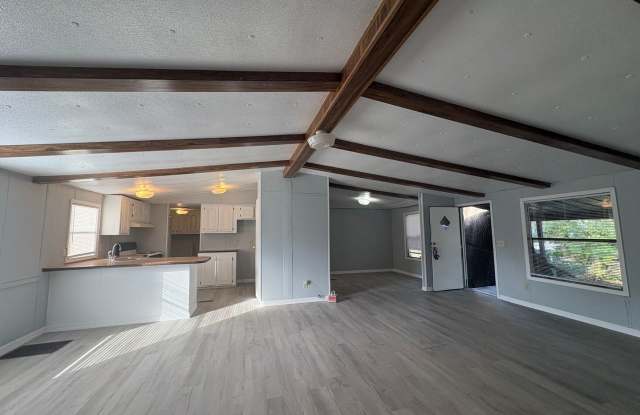 3bed/2bath home ready now!! rent $1650/mo photos photos