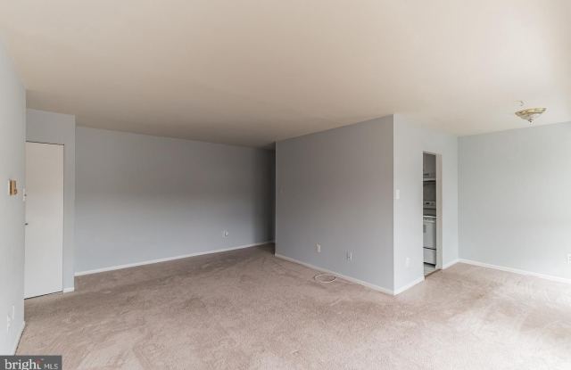 7587 MARGATE Court Gallery 3