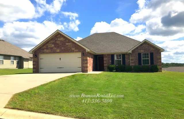 NOW PRE-LEASING FOR AUGUST 1ST!!!! - 123 Rainfall Circle, Taney County, MO 65616