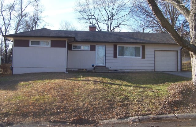 11312 McKinley Ave - 11312 Mc Kinley Avenue, Kansas City, MO 64134