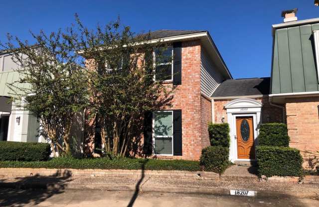 18207 Vinland Drive - 18207 Vinland Drive, Nassau Bay, TX 77258