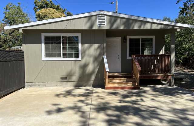 1440 Bassett Dr photos photos