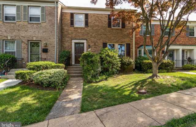 9311 MARYCREST STREET - 9311 Marycrest Street, Merrifield, VA 22031