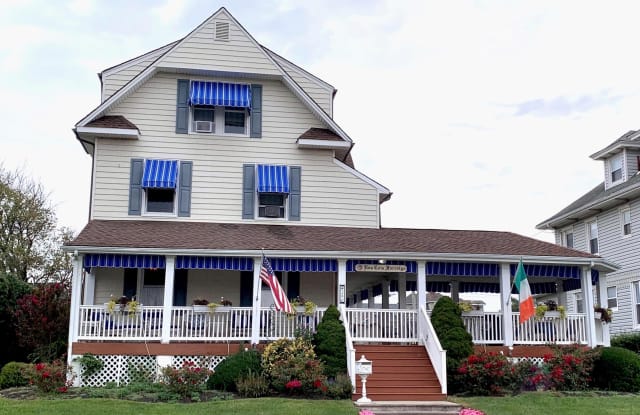 28 Woodland Avenue - 28 Woodland Avenue, Avon-by-the-Sea, NJ 07717