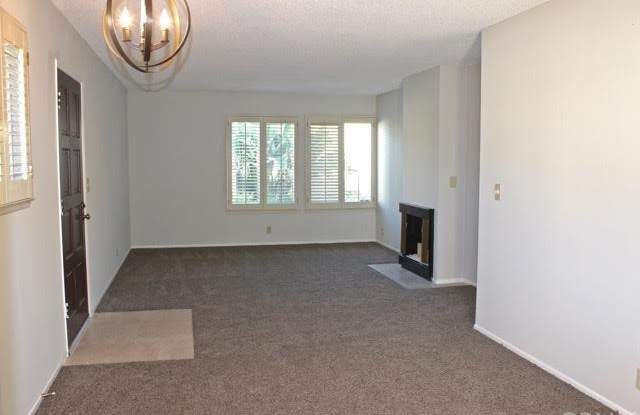 8582 Santa Margarita Gallery 3