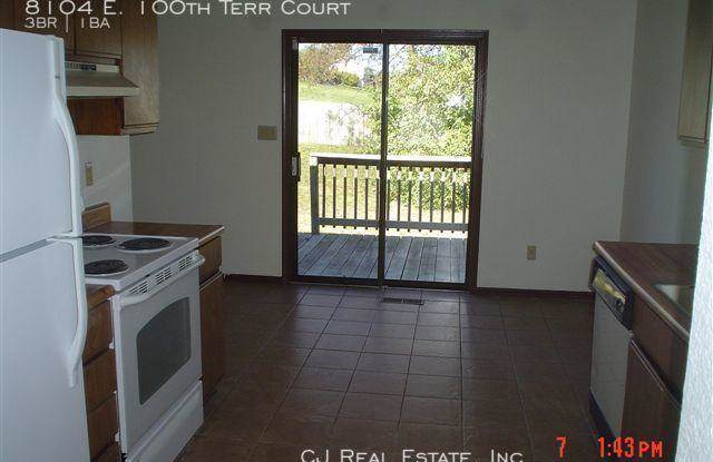 8104 E. 100th Terr Court Gallery 3