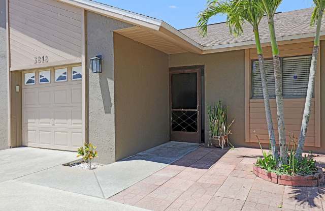 3818 SW 7th Place photos photos