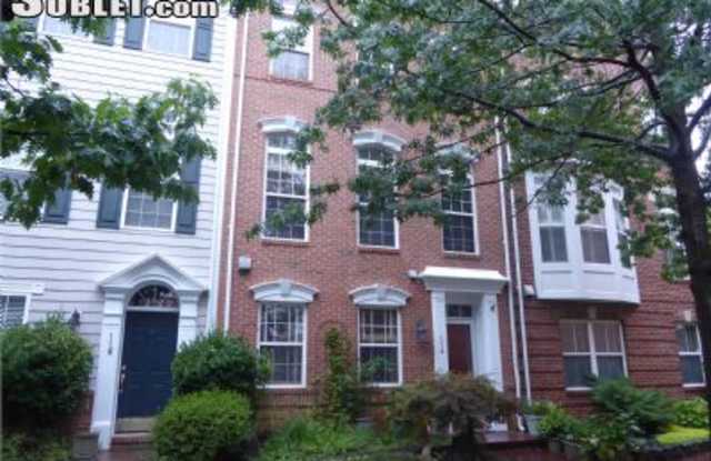 114  Martin Ln - 114 Martin Lane, Alexandria, VA 22304