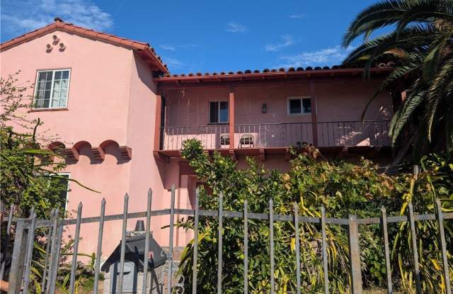 1249 W 36th - 1249 West 36th Street, Los Angeles, CA 90007