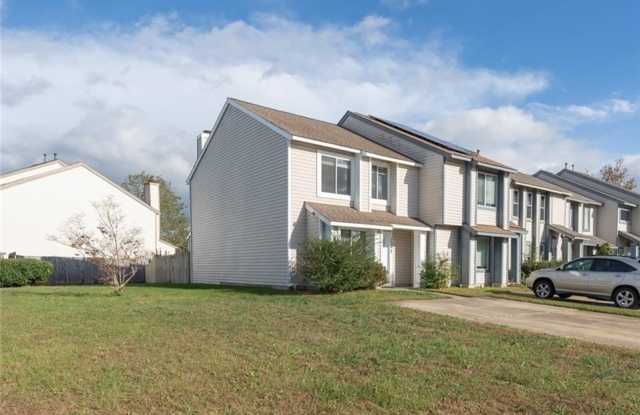 1567 Sword Dancer Drive Gallery 2
