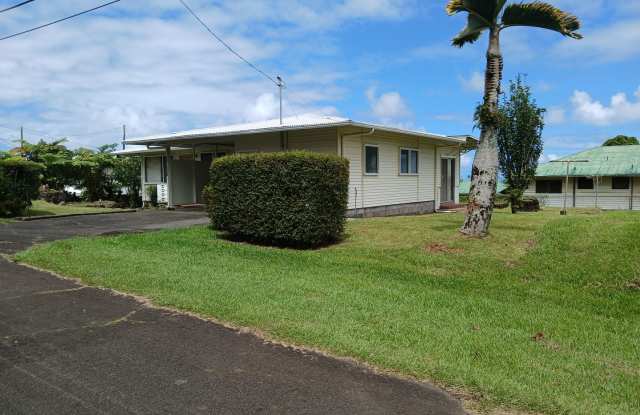 Charming 3BR/1.5BA Home in Pepe'ekeo photos photos