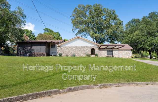640 Crest Lane Gallery 1