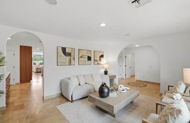 6302 E Cochise Road photos photos