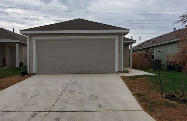 4503 Zoe Pass photos photos