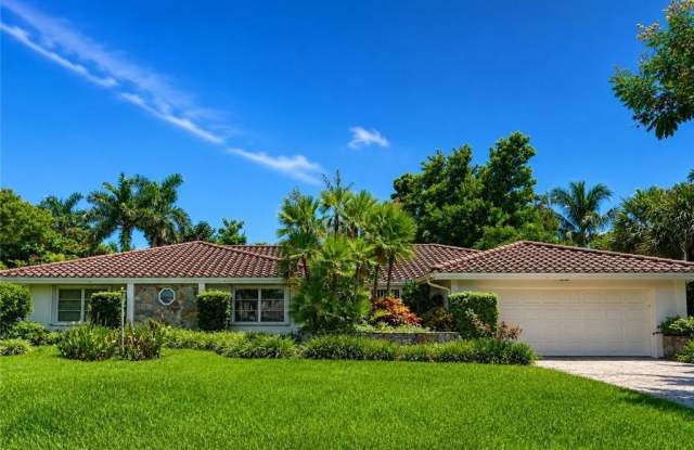 660 Regatta Rd photos photos