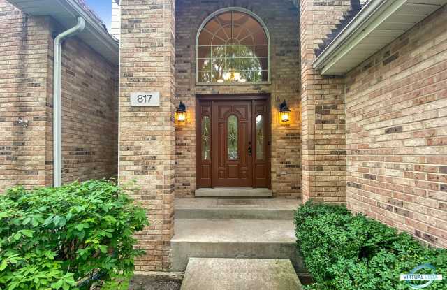 817 Shannon Lake Court Gallery 2