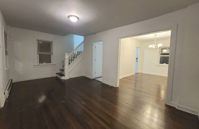 1021 Harrison Ave photos photos