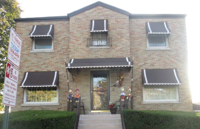 2047 N 73rd Ave 1 - 2047 North 73rd Avenue, Elmwood Park, IL 60707