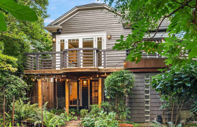 2426 Lorentz Pl N - 2426 Lorentz Place North, Seattle, WA 98109