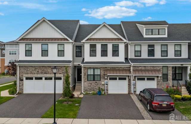 30 Clover Lane photos photos