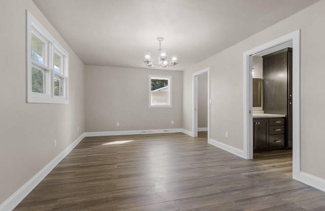 334 13th Ave photos photos