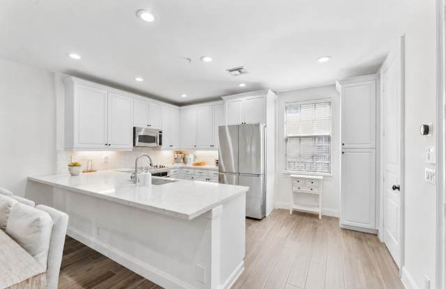 1035 W Heritage Club Circle Gallery 3