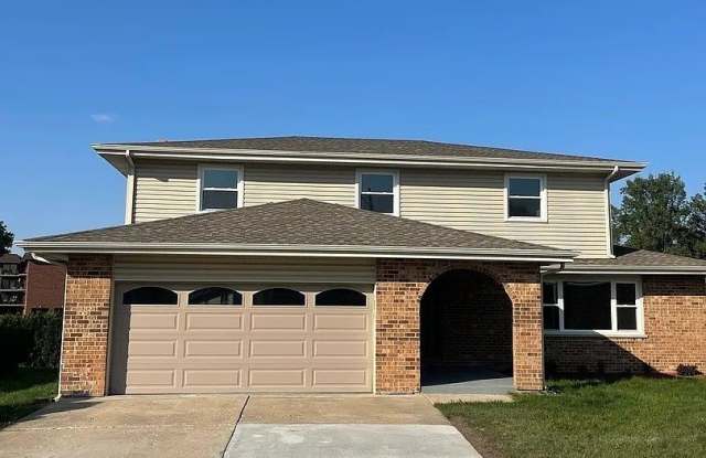 1028 Aspen Court - 1028 Aspen Court, Lake Zurich, IL 60047