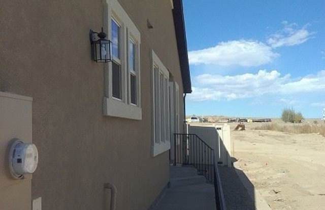 8080 Pumice Point Gallery 3