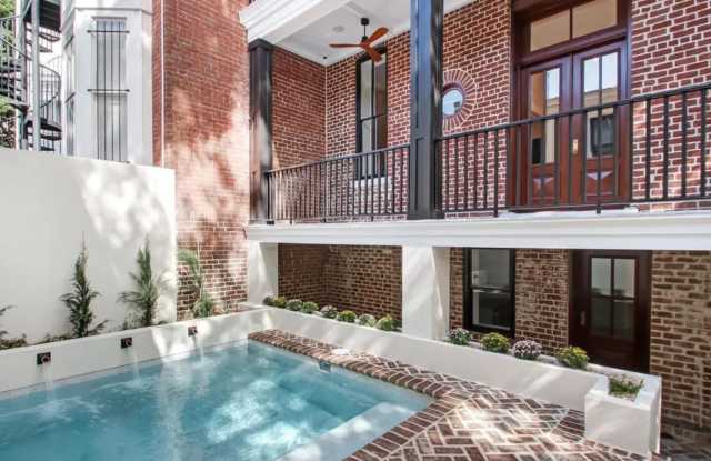 219 East Charlton Street - 219 East Charlton Street, Savannah, GA 31401